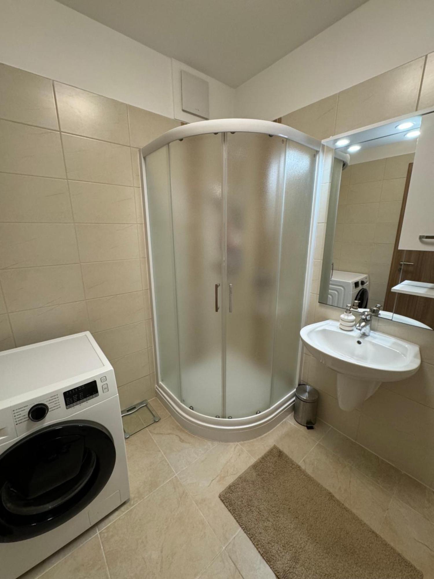 Lelle Resort Apartman Balatonlelle Buitenkant foto